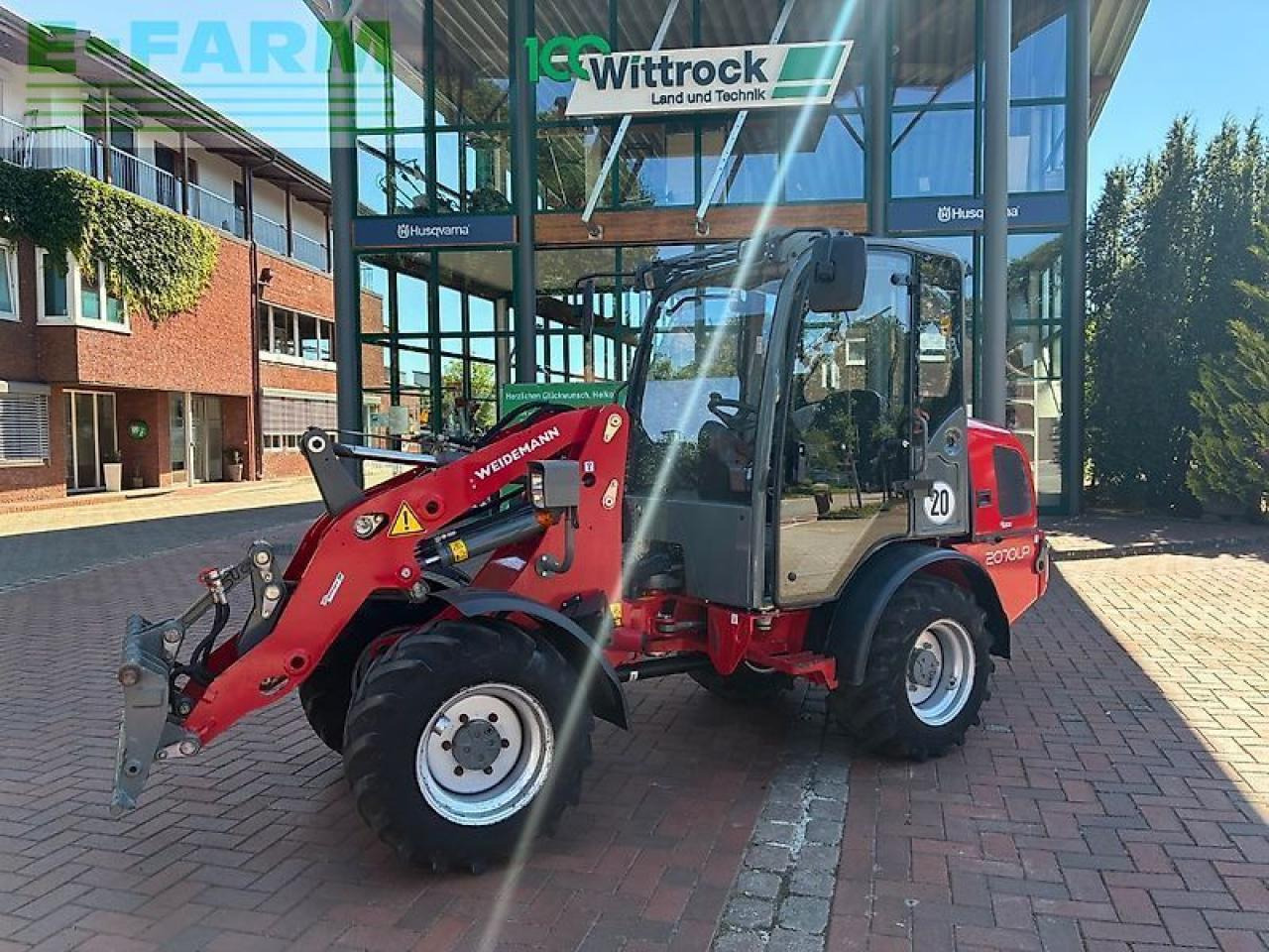 Weidemann 2070 cx lp - Мини-экскаватор: фото 3 Weidemann 2070 cx lp - Мини-экскаватор: фото 3