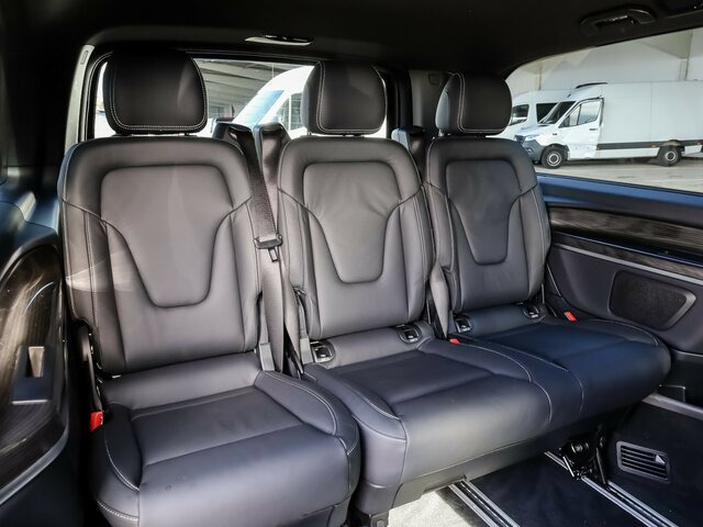 MERCEDES-BENZ EQV 300 Avantgarde Line,lang,7Sitze,2xKlima,LED... - Пассажирский фургон, Электрический фургон: фото 3 MERCEDES-BENZ EQV 300 Avantgarde Line,lang,7Sitze,2xKlima,LED... - Пассажирский фургон, Электрический фургон: фото 3