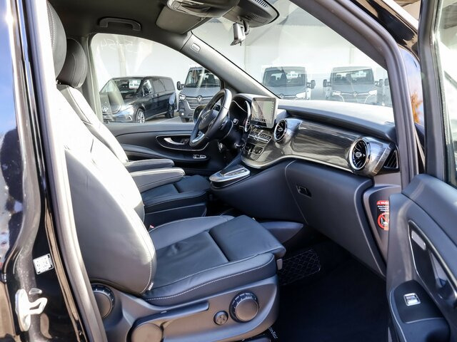 MERCEDES-BENZ EQV 300 Avantgarde Line,lang,7Sitze,2xKlima,LED... - Пассажирский фургон, Электрический фургон: фото 5 MERCEDES-BENZ EQV 300 Avantgarde Line,lang,7Sitze,2xKlima,LED... - Пассажирский фургон, Электрический фургон: фото 5