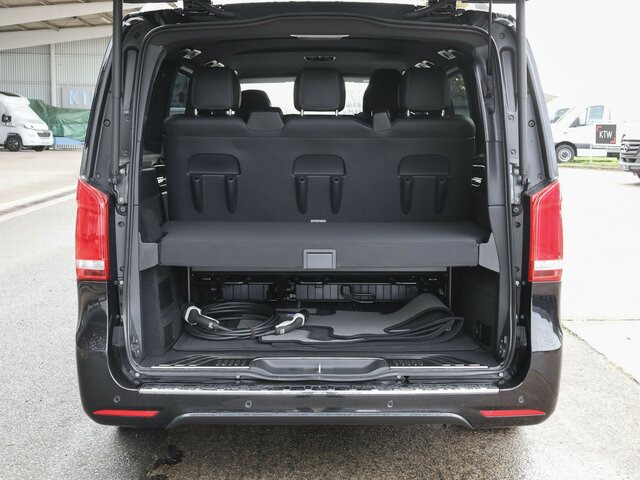 MERCEDES-BENZ EQV 300 Avantgarde,lang,6Sitze,2xSchiebetür el.... - Микроавтобус, Электробус: фото 2 MERCEDES-BENZ EQV 300 Avantgarde,lang,6Sitze,2xSchiebetür el.... - Микроавтобус, Электробус: фото 2