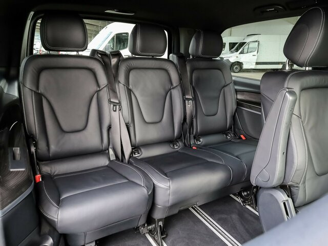 MERCEDES-BENZ EQV 300 Avantgarde,lang,7Sitze,2xSchiebetür,LED... - Микроавтобус, Электробус: фото 3 MERCEDES-BENZ EQV 300 Avantgarde,lang,7Sitze,2xSchiebetür,LED... - Микроавтобус, Электробус: фото 3