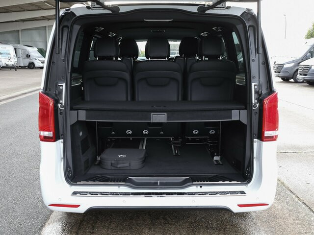 MERCEDES-BENZ EQV 300 Avantgarde,lang,7Sitze,2xSchiebetür,LED... - Микроавтобус, Электробус: фото 2 MERCEDES-BENZ EQV 300 Avantgarde,lang,7Sitze,2xSchiebetür,LED... - Микроавтобус, Электробус: фото 2