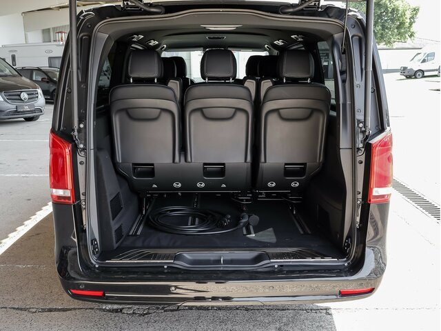MERCEDES-BENZ EQV 300 Extralang,Avantgarde,8Sitze,2xelektr.Tür - Пассажирский фургон, Электрический фургон: фото 2 MERCEDES-BENZ EQV 300 Extralang,Avantgarde,8Sitze,2xelektr.Tür - Пассажирский фургон, Электрический фургон: фото 2