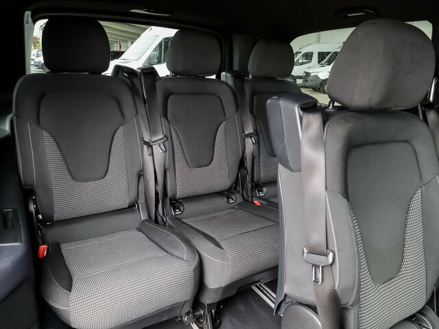 MERCEDES-BENZ EQV 300 ang,8Sitzer,2xSchiebetür,360°Kamera... - Микроавтобус, Электробус: фото 4 MERCEDES-BENZ EQV 300 ang,8Sitzer,2xSchiebetür,360°Kamera... - Микроавтобус, Электробус: фото 4