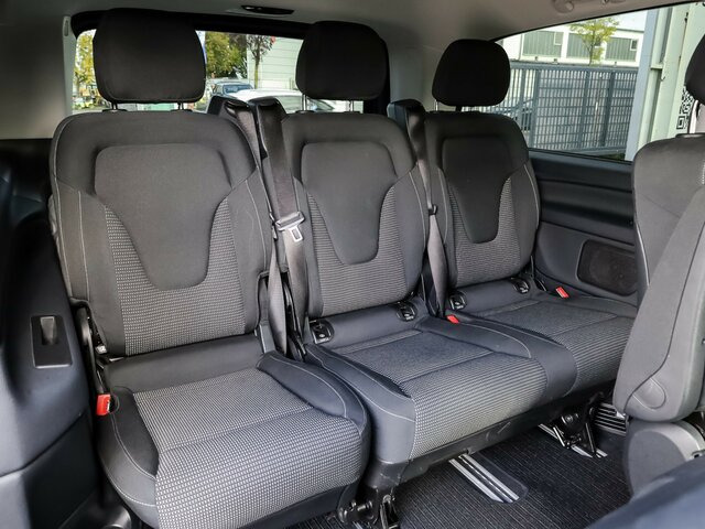 MERCEDES-BENZ EQV 300 lang,7Sitze,Schiebetür elektrisch,LED... - Микроавтобус, Электробус: фото 4 MERCEDES-BENZ EQV 300 lang,7Sitze,Schiebetür elektrisch,LED... - Микроавтобус, Электробус: фото 4