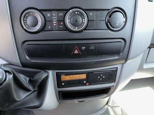 Малотоннажный бортовой грузовик, Грузопассажирский фургон MERCEDES-BENZ Sprinter 316CDI DOKA,Allrad,AHK,TCO,Standhzg....: фото 10