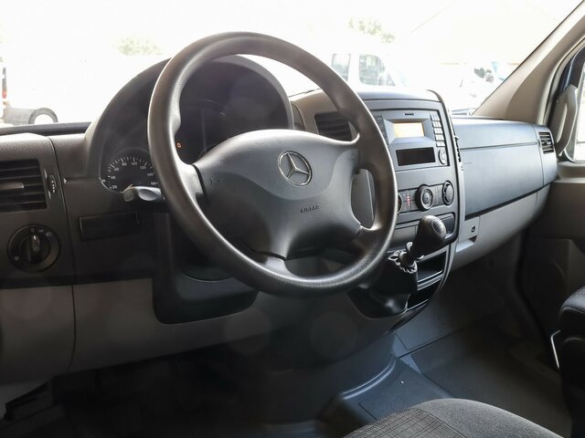 MERCEDES-BENZ Sprinter 316CDI DOKA,Allrad,Klima... - Малотоннажный бортовой грузовик, Грузопассажирский фургон: фото 4 MERCEDES-BENZ Sprinter 316CDI DOKA,Allrad,Klima... - Малотоннажный бортовой грузовик, Грузопассажирский фургон: фото 4