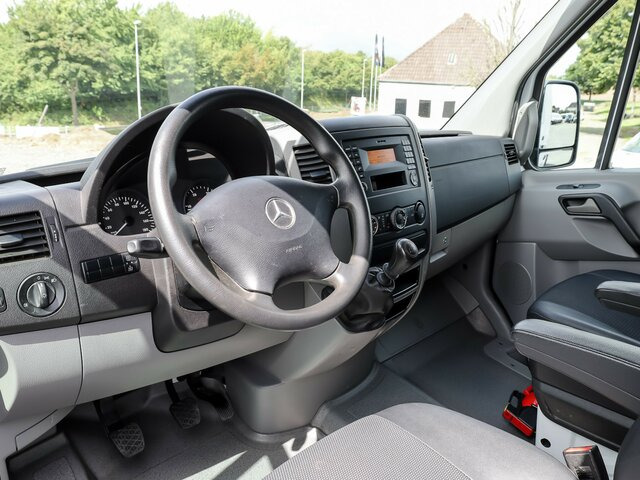 MERCEDES-BENZ Sprinter 316CDI DOKA,Allrad,Klima,Standhzg. - Тентованный фургон, Грузопассажирский фургон: фото 4 MERCEDES-BENZ Sprinter 316CDI DOKA,Allrad,Klima,Standhzg. - Тентованный фургон, Грузопассажирский фургон: фото 4