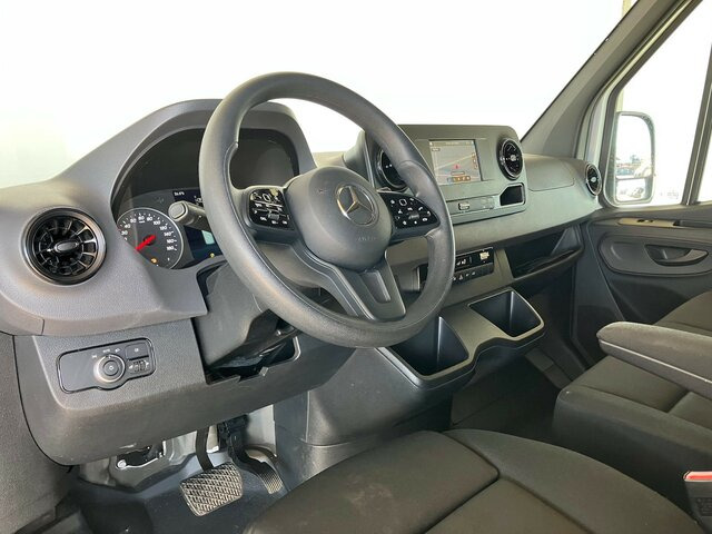 MERCEDES-BENZ Sprinter 317 CDI,3665mm,Automatik,Kamera - Цельнометаллический фургон: фото 4 MERCEDES-BENZ Sprinter 317 CDI,3665mm,Automatik,Kamera - Цельнометаллический фургон: фото 4