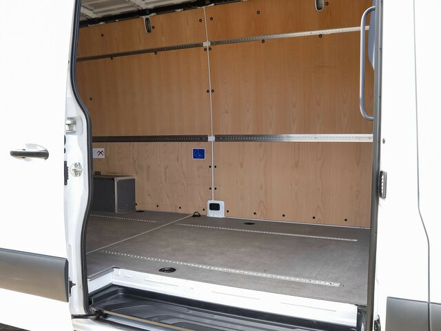 MERCEDES-BENZ Sprinter 317 Maxi,9GTronic,MBUX,Kamera - Цельнометаллический фургон: фото 2 MERCEDES-BENZ Sprinter 317 Maxi,9GTronic,MBUX,Kamera - Цельнометаллический фургон: фото 2