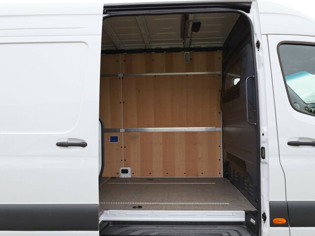 MERCEDES-BENZ Sprinter 317 Maxi,9GTronic,MBUX,Kamera... - Цельнометаллический фургон: фото 2 MERCEDES-BENZ Sprinter 317 Maxi,9GTronic,MBUX,Kamera... - Цельнометаллический фургон: фото 2