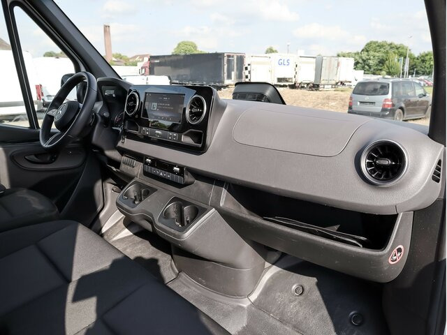 MERCEDES-BENZ Sprinter 317 Maxi,9GTronic,MBUX,Kamera... - Цельнометаллический фургон: фото 2 MERCEDES-BENZ Sprinter 317 Maxi,9GTronic,MBUX,Kamera... - Цельнометаллический фургон: фото 2