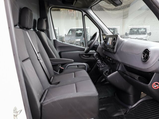 MERCEDES-BENZ Sprinter317CDI Maxi Koffer,LBW,Klima,Kamera... - Фургон с закрытым кузовом: фото 3 MERCEDES-BENZ Sprinter317CDI Maxi Koffer,LBW,Klima,Kamera... - Фургон с закрытым кузовом: фото 3