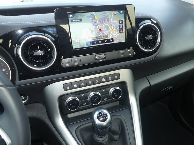 MERCEDES-BENZ T 180 Progressive,MBUX,LED,Navi,Kamera,Tempomat... - Пассажирский фургон: фото 5 MERCEDES-BENZ T 180 Progressive,MBUX,LED,Navi,Kamera,Tempomat... - Пассажирский фургон: фото 5