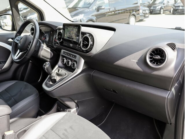 MERCEDES-BENZ T 180 d,Progressive,LED.AHK,MBUX,Navi,Kamera... - Пассажирский фургон: фото 4 MERCEDES-BENZ T 180 d,Progressive,LED.AHK,MBUX,Navi,Kamera... - Пассажирский фургон: фото 4