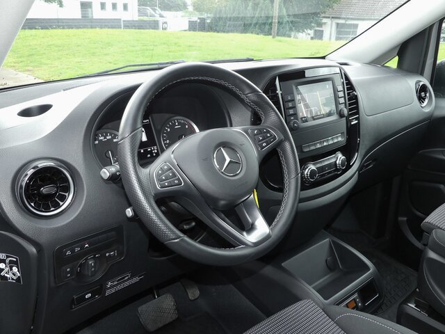 Микроавтобус, Пассажирский фургон MERCEDES-BENZ V 220 Marco Polo Activity Edition,Allrad,AHK: фото 6