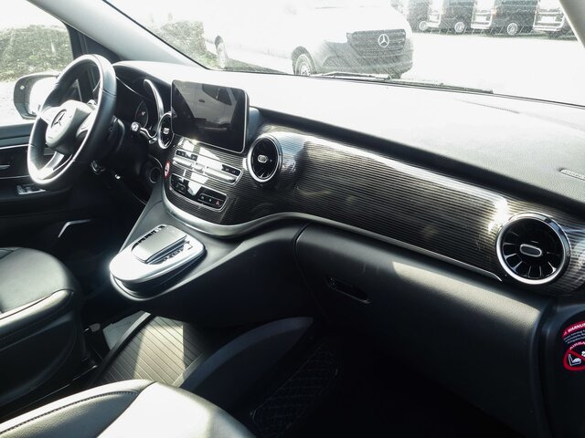 MERCEDES-BENZ V 300 Avantgarde Extralang,2xSchiebetür el.,AHK... - Пассажирский фургон: фото 2 MERCEDES-BENZ V 300 Avantgarde Extralang,2xSchiebetür el.,AHK... - Пассажирский фургон: фото 2