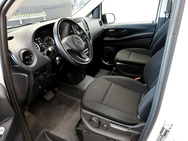 MERCEDES-BENZ Vito 114 TourerPro,Extralang,8Sitzer,Automatik... - Пассажирский фургон: фото 2 MERCEDES-BENZ Vito 114 TourerPro,Extralang,8Sitzer,Automatik... - Пассажирский фургон: фото 2