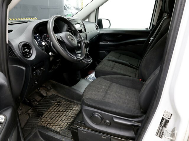 MERCEDES-BENZ Vito114CDI KA lang ,Klima,Sortimo Regal,AHK - Легковой фургон: фото 2 MERCEDES-BENZ Vito114CDI KA lang ,Klima,Sortimo Regal,AHK - Легковой фургон: фото 2
