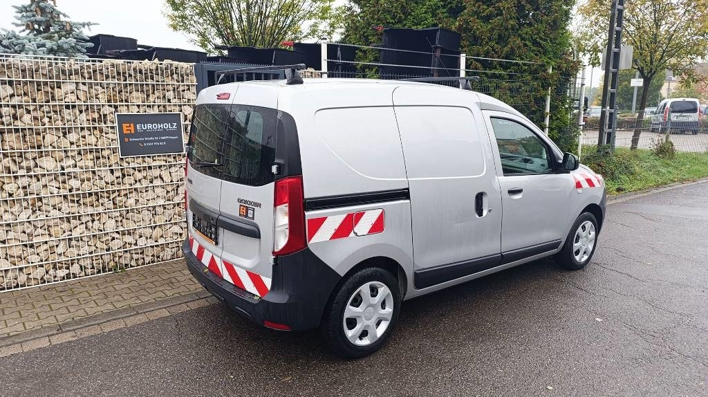 Dacia Dokker Transporter, Kastenwagen, Werkstattschränke  - Легковой фургон: фото 3 Dacia Dokker Transporter, Kastenwagen, Werkstattschränke  - Легковой фургон: фото 3
