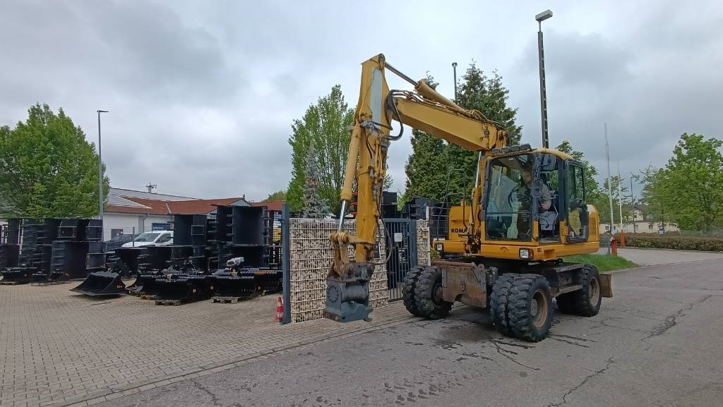 Komatsu PW 140 Mobilbagger Powertilt Schnellwechsler MS 10 - Колёсный экскаватор: фото 4 Komatsu PW 140 Mobilbagger Powertilt Schnellwechsler MS 10 - Колёсный экскаватор: фото 4