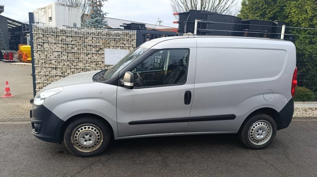 Фургон с закрытым кузовом Opel Combo Kastenwagen Transp. Seitenschaden fahrbereit: фото 15