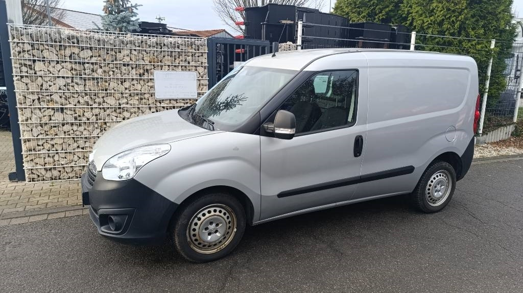 Фургон с закрытым кузовом Opel Combo Kastenwagen Transp. Seitenschaden fahrbereit: фото 16