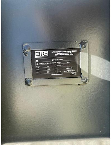 Big Grabenräumlöffel 150 cm mit Lehnhoff MS08 Symlock Aufnahme - Ковш: фото 5 Big Grabenräumlöffel 150 cm mit Lehnhoff MS08 Symlock Aufnahme - Ковш: фото 5