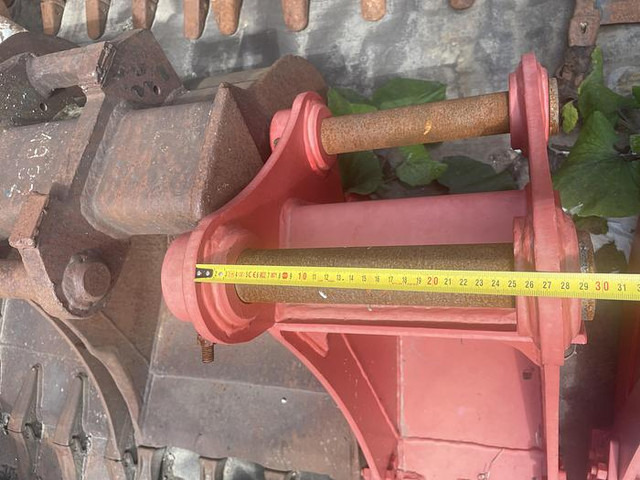 Big Tieflöffel 30 cm + Verbreiterungen auf 35 cm - Ковш: фото 3 Big Tieflöffel 30 cm + Verbreiterungen auf 35 cm - Ковш: фото 3