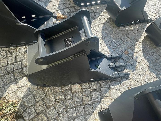 Big Tieflöffel 30 cm mit Lehnhoff MS03 Symlock Aufnahme - Ковш: фото 2 Big Tieflöffel 30 cm mit Lehnhoff MS03 Symlock Aufnahme - Ковш: фото 2