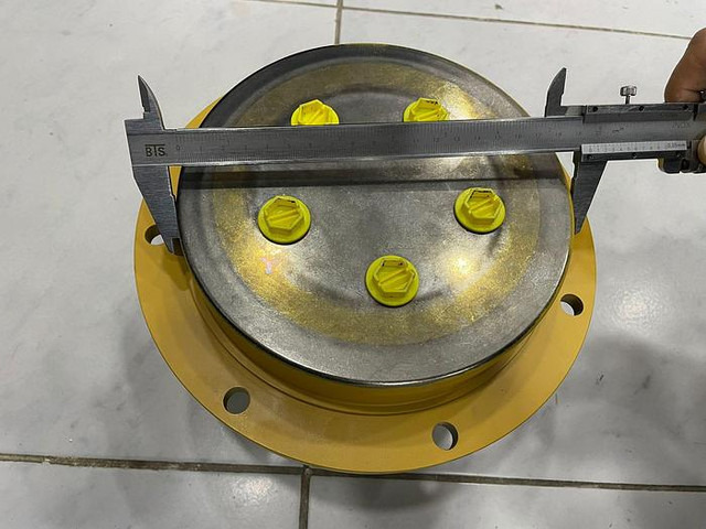 Bomag Fahrmotor (Poclain) 05816293 - Каток: фото 2 Bomag Fahrmotor (Poclain) 05816293 - Каток: фото 2