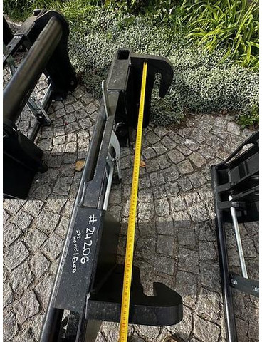 Big Genie / Terex Adapter passend zu Euro Aufnahme - Навесное оборудование: фото 3 Big Genie / Terex Adapter passend zu Euro Aufnahme - Навесное оборудование: фото 3