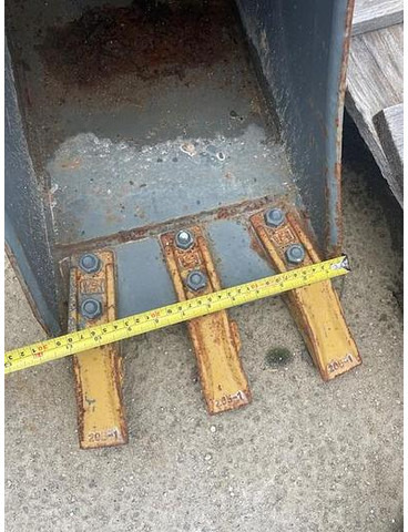 Kinshofer - Lehnhoff Tieflöffel 30 cm mit Lehnhoff MS03 Aufnahme - Навесное оборудование: фото 2 Kinshofer - Lehnhoff Tieflöffel 30 cm mit Lehnhoff MS03 Aufnahme - Навесное оборудование: фото 2