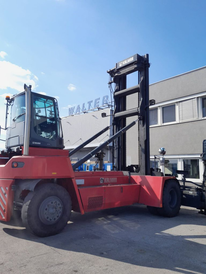 Kalmar DCG100-45ED4 - Ричстакер: фото 1 Kalmar DCG100-45ED4 - Ричстакер: фото 1