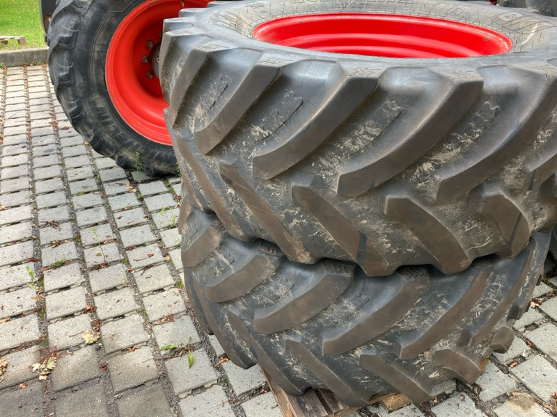Fendt 724 Profi Plus inkl. 2. Radsatz/ EGNOS- Signal - Трактор: фото 4 Fendt 724 Profi Plus inkl. 2. Radsatz/ EGNOS- Signal - Трактор: фото 4