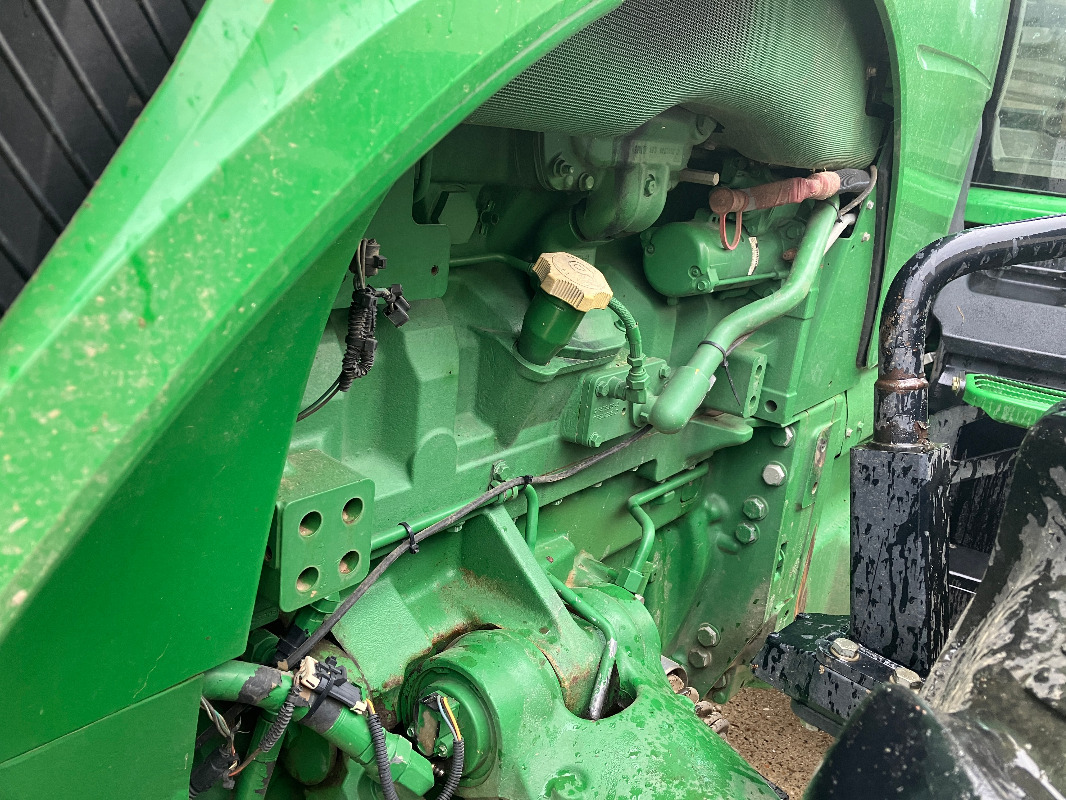 John Deere 8310R - Трактор: фото 4 John Deere 8310R - Трактор: фото 4