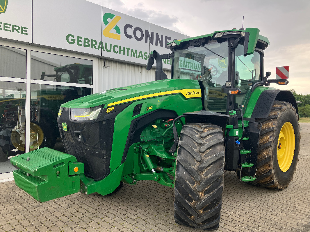John Deere 8R370 - Трактор: фото 1 John Deere 8R370 - Трактор: фото 1