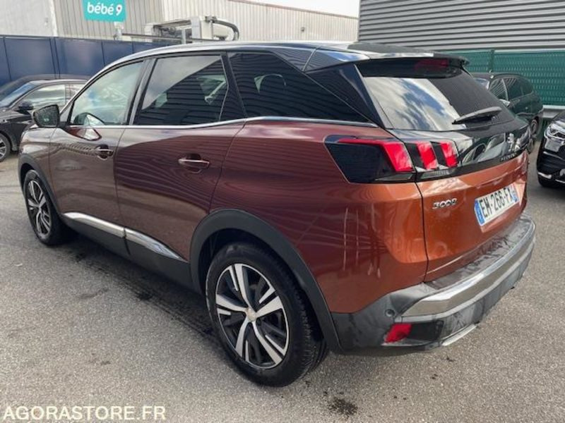 3008 GT-LINE 1.2 PT 130cv. 05/2017. 117900 KM - Внедорожник: фото 2 3008 GT-LINE 1.2 PT 130cv. 05/2017. 117900 KM - Внедорожник: фото 2