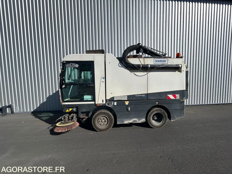 BALAYEUSE DE VOIRIE - SCHMIDT CLEANGO 500 - 2011 - 10 000 HEURES - Подметально-уборочная машина: фото 5 BALAYEUSE DE VOIRIE - SCHMIDT CLEANGO 500 - 2011 - 10 000 HEURES - Подметально-уборочная машина: фото 5