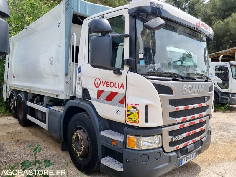 BOM SCANIA 26T FARID - 2017 - 135000 KM (R31656) - Мусоровоз: фото 2 BOM SCANIA 26T FARID - 2017 - 135000 KM (R31656) - Мусоровоз: фото 2