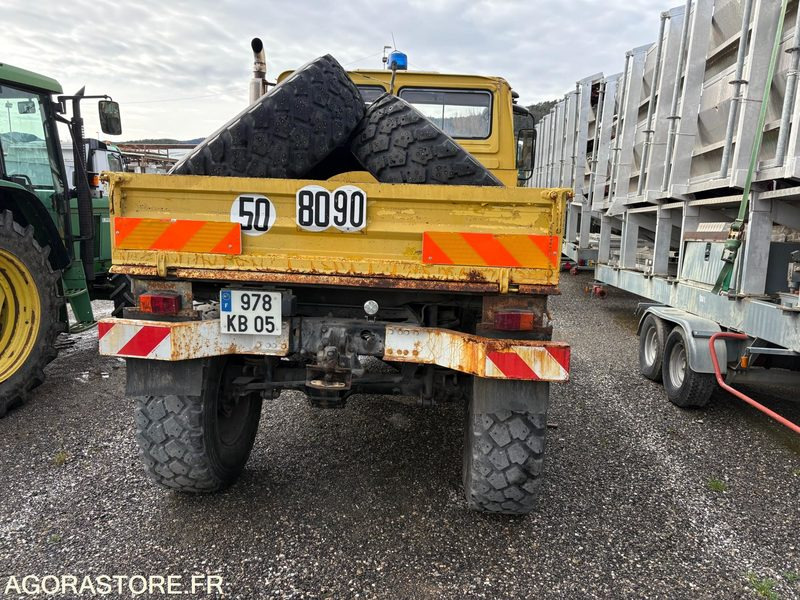 CAMION MERCEDES UNIMOG 1200 - Грузовик бортовой/ Платформа: фото 2 CAMION MERCEDES UNIMOG 1200 - Грузовик бортовой/ Платформа: фото 2