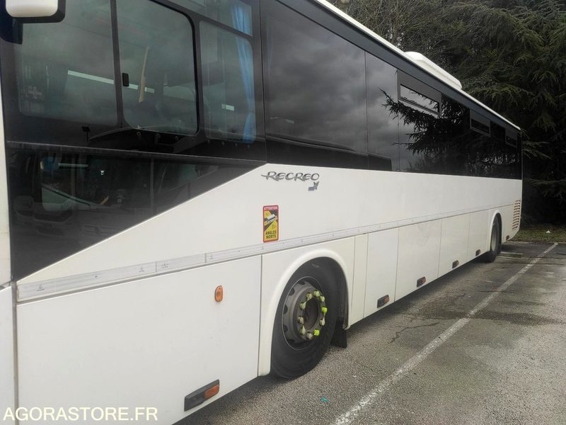 CAR IRISBUS - RECREO - MEC2009 / 620300 KM - AH663NW (19895) - Школьный автобус: фото 3 CAR IRISBUS - RECREO - MEC2009 / 620300 KM - AH663NW (19895) - Школьный автобус: фото 3