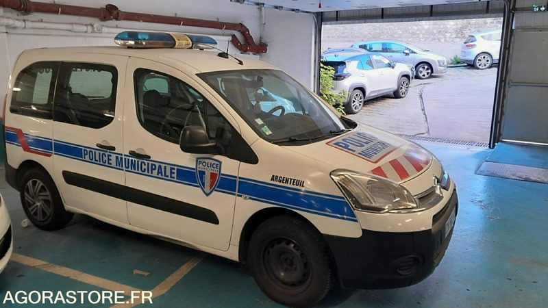 CITROEN BERLINGO - 2013 - 72200kms - Легковой автомобиль: фото 4 CITROEN BERLINGO - 2013 - 72200kms - Легковой автомобиль: фото 4