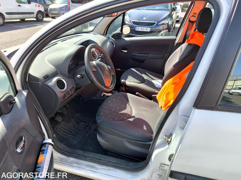 CITROEN C3 166786 kms 2006 - Легковой автомобиль: фото 4 CITROEN C3 166786 kms 2006 - Легковой автомобиль: фото 4