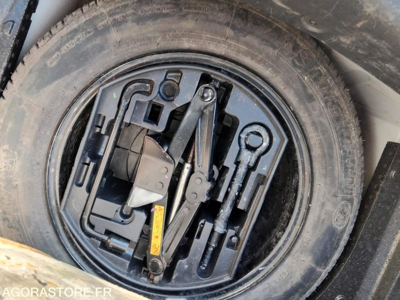 CITROEN C3 II 1.6 HDi 92 cv _ CX-918-XR - Легковой автомобиль: фото 5 CITROEN C3 II 1.6 HDi 92 cv _ CX-918-XR - Легковой автомобиль: фото 5