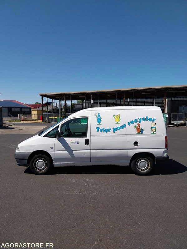 CITROEN EXPERT 1,9 D FOURGON - Цельнометаллический фургон: фото 1 CITROEN EXPERT 1,9 D FOURGON - Цельнометаллический фургон: фото 1