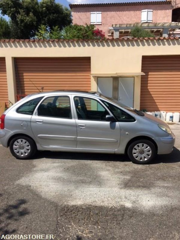 CITROEN XSARA PICASSO 2006 1.6 HDi 16V 90cv - Легковой автомобиль: фото 2 CITROEN XSARA PICASSO 2006 1.6 HDi 16V 90cv - Легковой автомобиль: фото 2