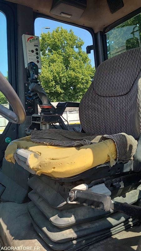 Трактор CN 071 QD - RENAULT TEMIS 610X - 2004 - H3922EA3921365: фото 17 Трактор CN 071 QD - RENAULT TEMIS 610X - 2004 - H3922EA3921365: фото 17