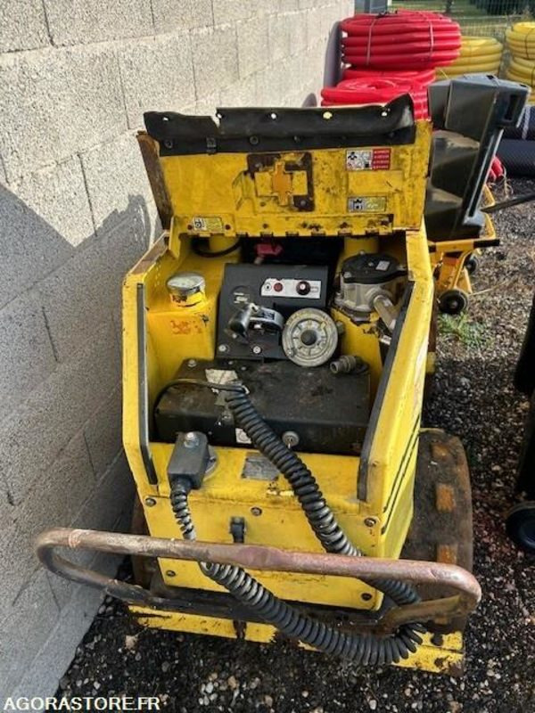 COMPACTEUR DE TRANCHEE WACKER RT - 1274 HEURES - Каток: фото 3 COMPACTEUR DE TRANCHEE WACKER RT - 1274 HEURES - Каток: фото 3