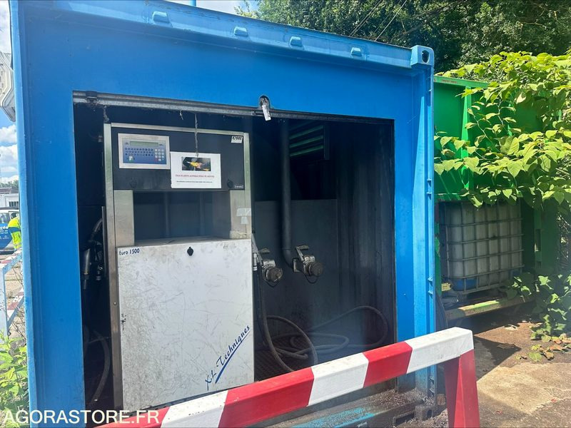 CONTAINER AVEC CUVE DE 40 000L & SYSTEME DE DISTRIBUTION CARBURANT - 2015 - Инструмент/ Оборудование: фото 2 CONTAINER AVEC CUVE DE 40 000L & SYSTEME DE DISTRIBUTION CARBURANT - 2015 - Инструмент/ Оборудование: фото 2